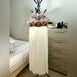 White maxi dress